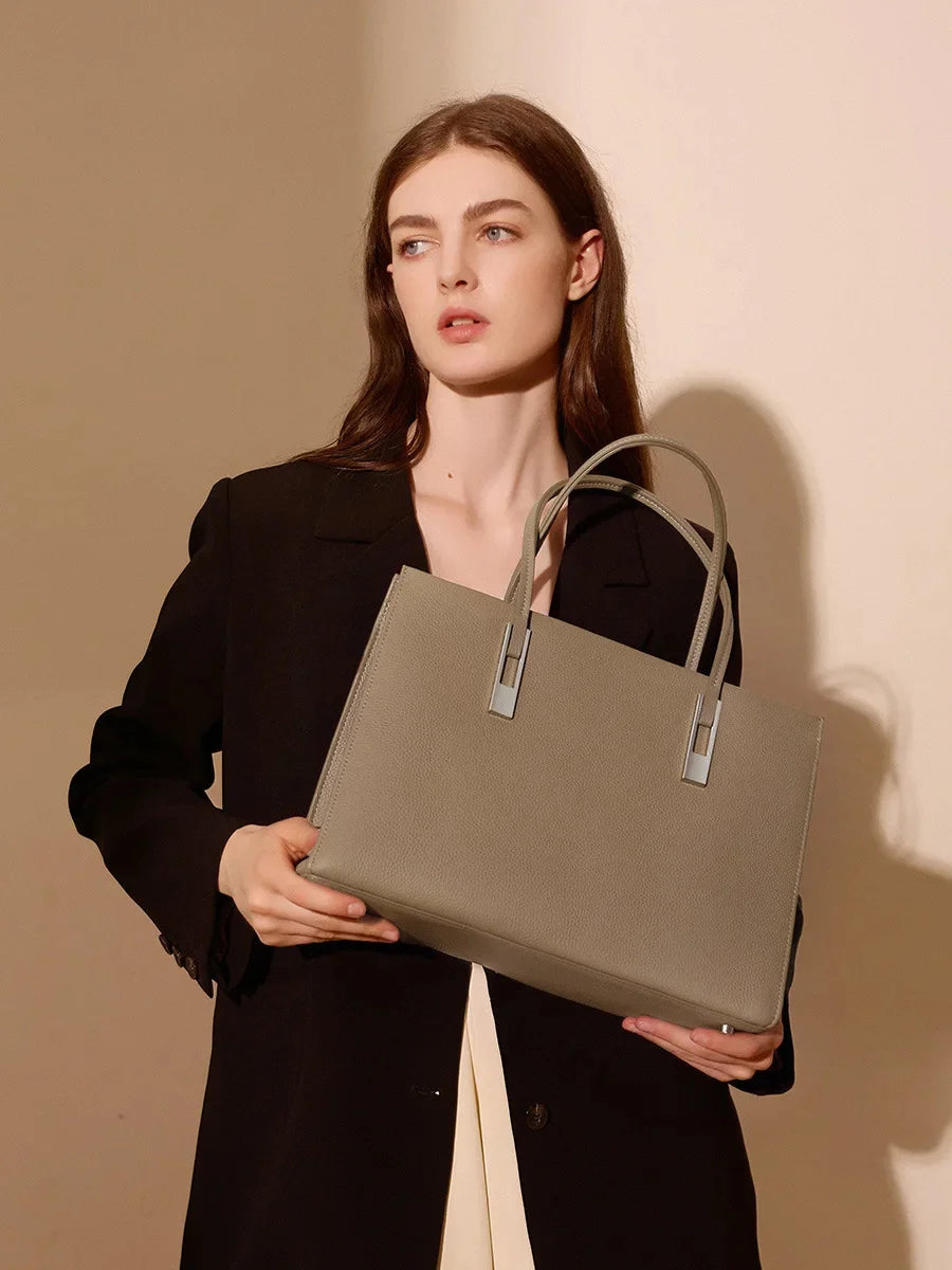 Genuine leather bag Trend new large capacity top layer cowhide women's handbag Shoulder crossbody Styling Business Bag