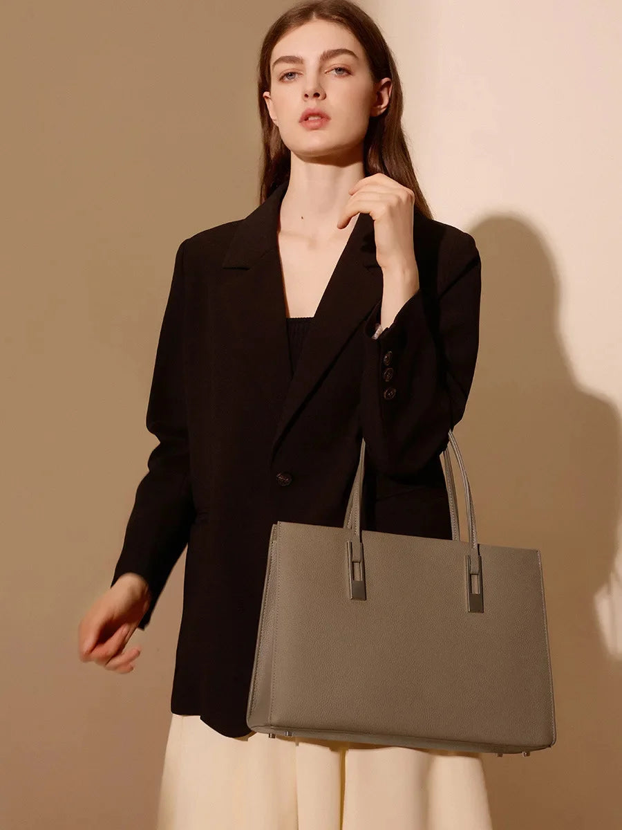 Genuine leather bag Trend new large capacity top layer cowhide women's handbag Shoulder crossbody Styling Business Bag