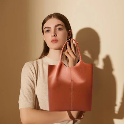 Genuine leather large capacity tote bag, simple and luxurious, versatile women's soft leather tote shoulder handbag