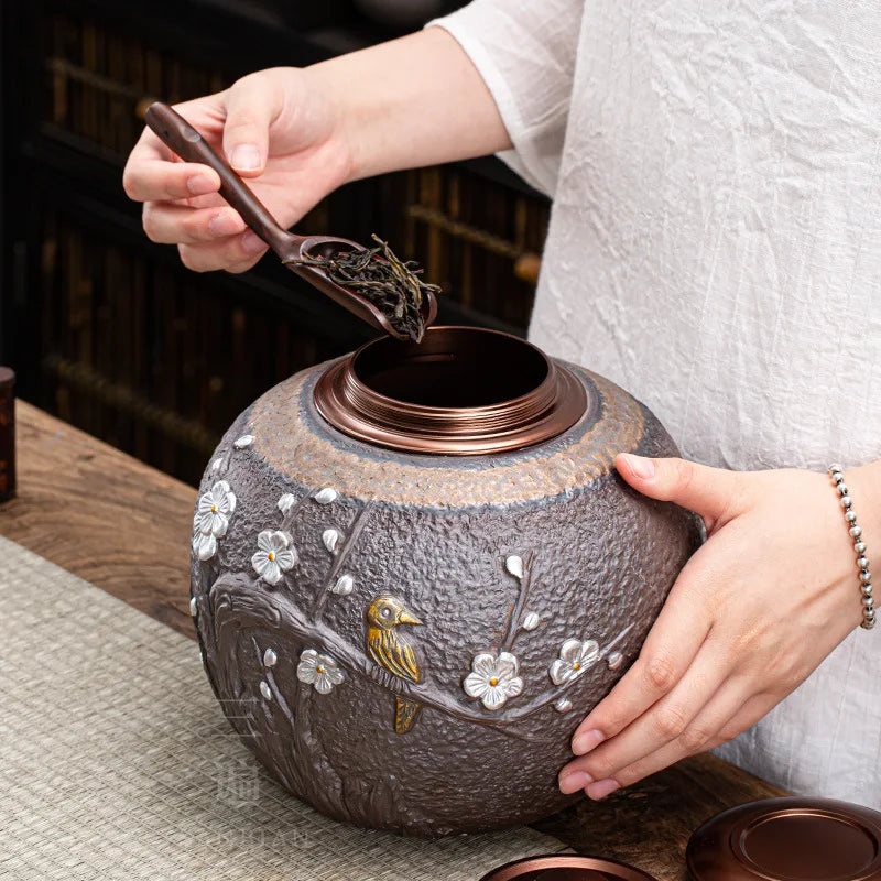 Gilding Japanese Retro Tea Pot Sealed Tank Stoneware Wake up Tea Container Pu'er Tea Packing Box Large Household