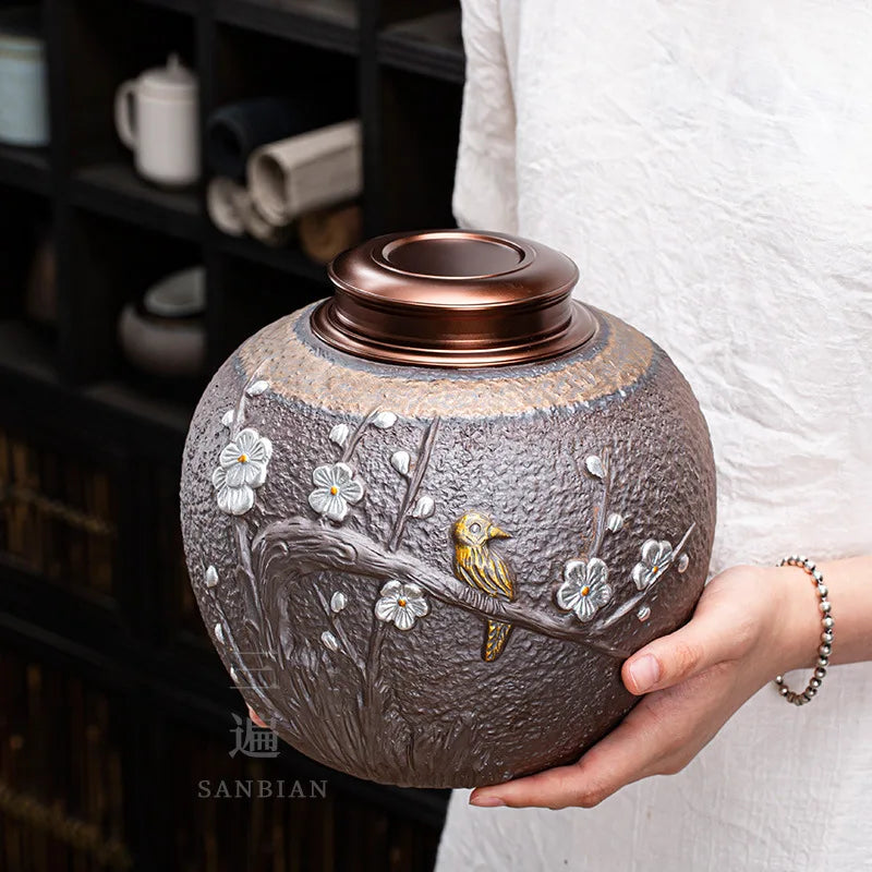Gilding Japanese Retro Tea Pot Sealed Tank Stoneware Wake up Tea Container Pu'er Tea Packing Box Large Household