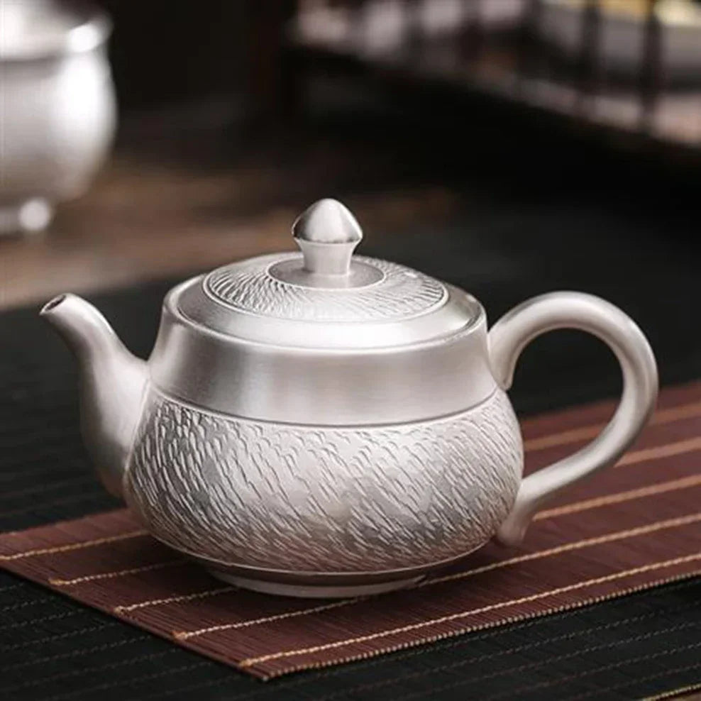 Gilt Silver Teapot Handmade Hammered Filter Ceramic Teapot 200ML Silver-Clad Porcelain Make Tea Pot Home Tea Set