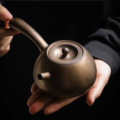 Gilt Small Single Pot Household Kung Fu Tea Set Teapot With Filter Japanese Ceramic Pot With Side Handle Infuser Teaware Kitchen