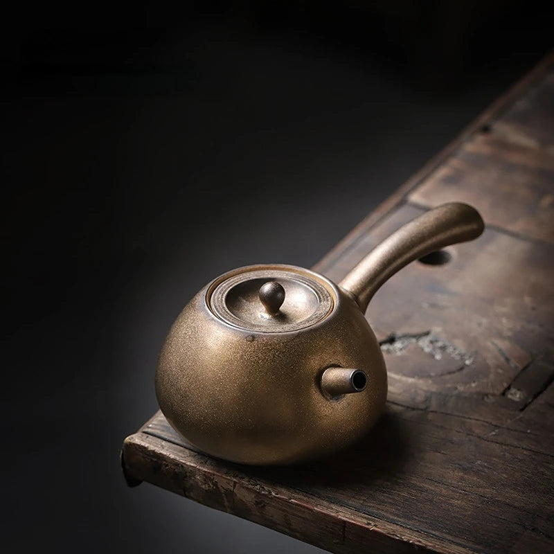Gilt Small Single Pot Household Kung Fu Tea Set Teapot With Filter Japanese Ceramic Pot With Side Handle Infuser Teaware Kitchen
