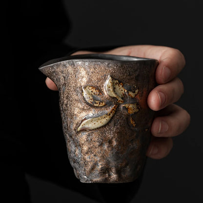 Gilt Stoneware Fairy Cup Antique Tea Distributor Large-capacity Household Retro Ceramic Tea Sea Tea Ceremony Accessories
