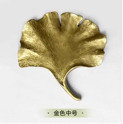 Ginkgo leaf wall decoration modern European household adornment is hanged on the wall to bring good luck