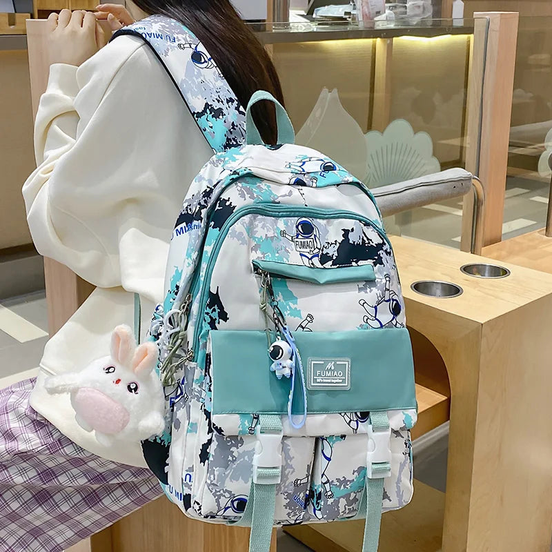 Girl Cool Camouflage Cartoon Travel Bag Fashion Ladies Graffiti Laptop Backpack Women Kawaii Bag Trendy Female College Backpacks