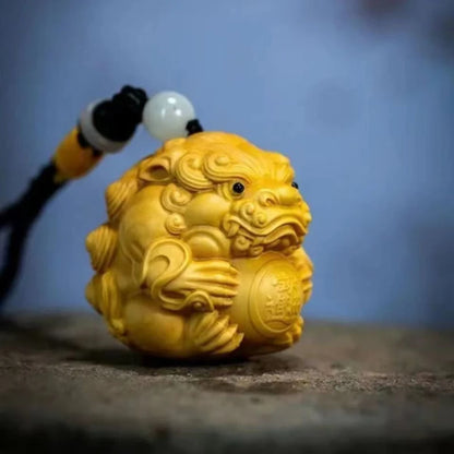 Good Fortune Auspicious Boxwood Carving Modern Arts and Crafts Pi Xiu Pendant Kirin Beast Home Decoration Handmade Sculpture
