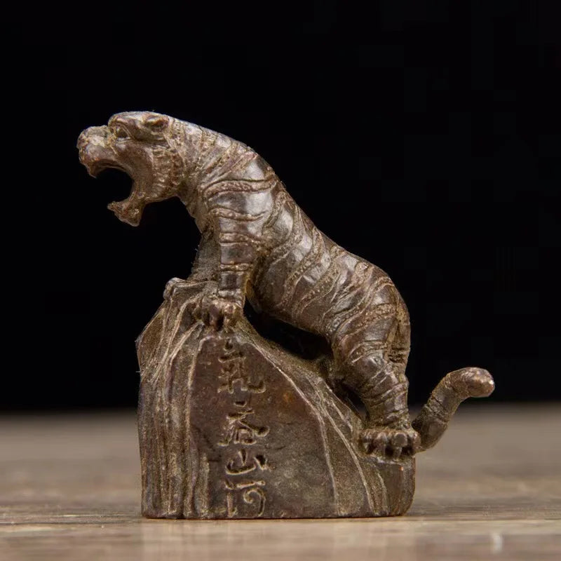 Good Quality Antique Chinese Bronze Hand Made *Tiger On Stone* Statue