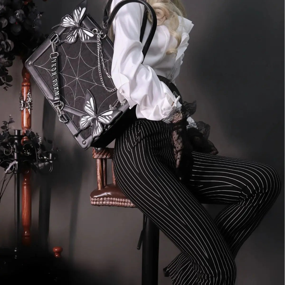 Gothic Lolita Shoulder Bags Briefcases Women Labyrinth Butterfly Chains Transparent Window Halloween HandBags Itabags Tote