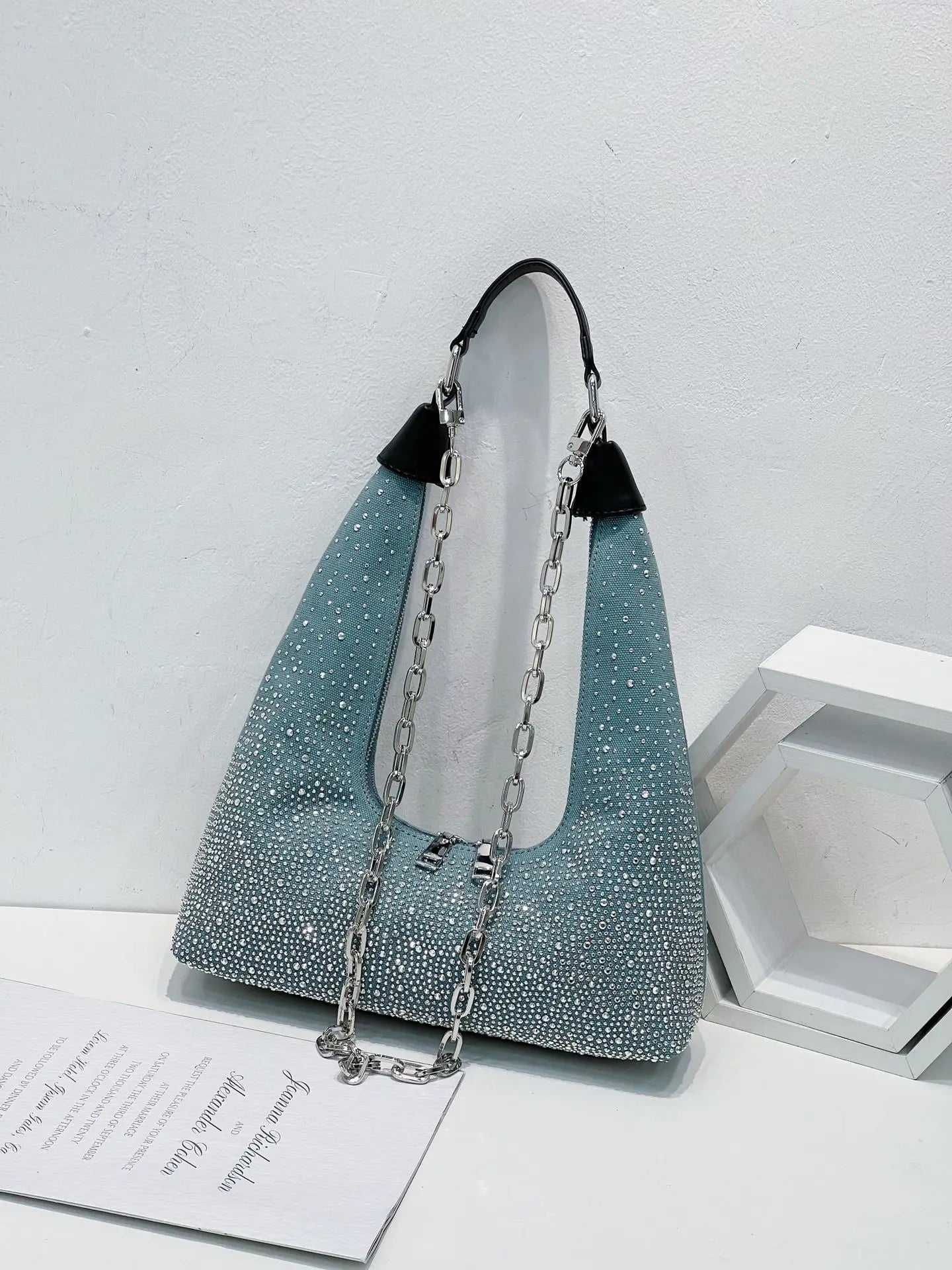 Gradient diamond bag female 2023 new high-quality flash diamond bag cross-body portable shoulder back omnimatch female bag