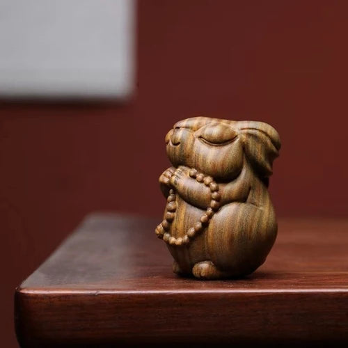 Green Sandalwood Buddha Fate Rabbit Zodiac Rabbit Hand Handle Solid Wood Carved Small Decoration Cute and Cute Rabbit Zen Craft
