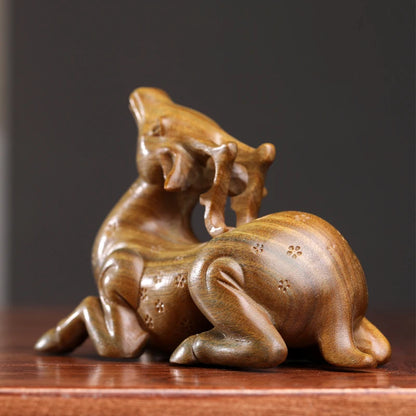 Green rosewood statue Lucky deer a deer peace car decoration handhandle piece home decoration solid wood wood sculpture