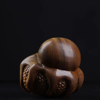 Green sandalwood 5cm Wood Sculpture Animal Sculpture octopus Collection Office Decoration Rich Home Décor
