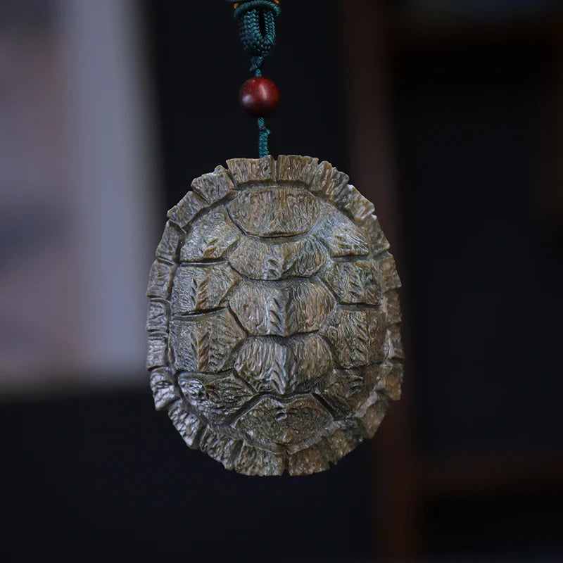 Green sandalwood 6cm Turtle Shell Office Decoration Feng Shui Pendant Car Hanging Bag Pendant Mascot Collection