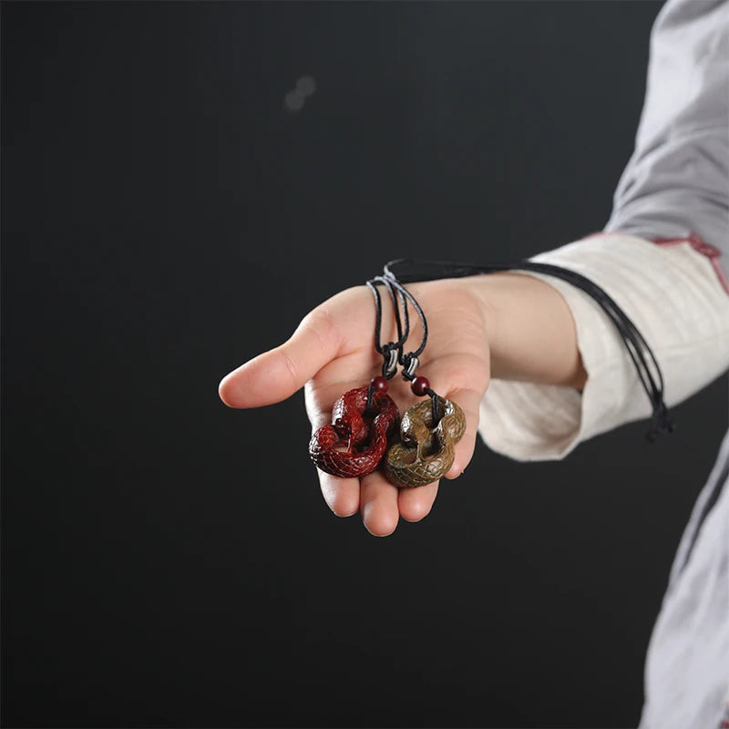 Green sandalwood Pterocarpus santalinus 5cm Animal Sculpture Pendant Car Hanging Bag Pendant Feng Shui Mascot