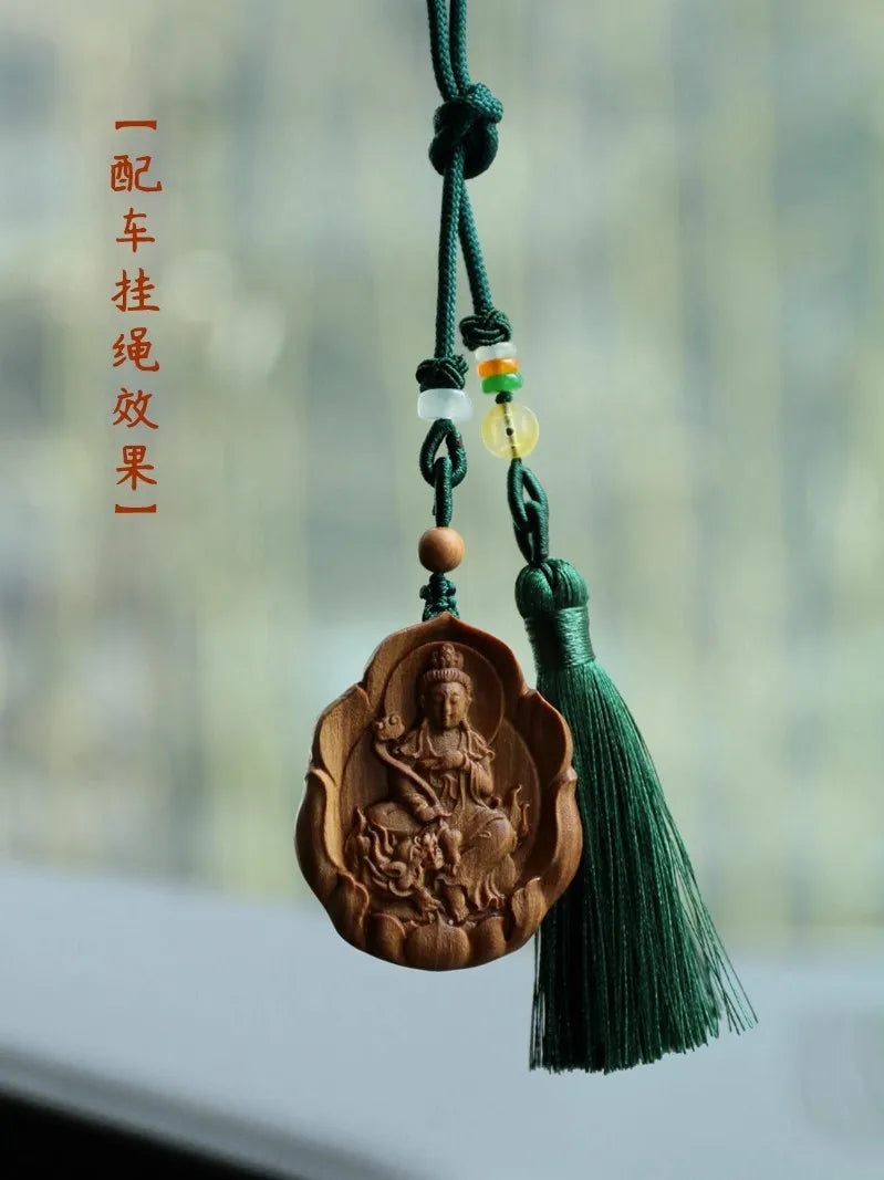 Green sandalwood carved Buddha statue pendant Chinese zodiac life Buddha necklace Bodhisattva universal guardian god pendant