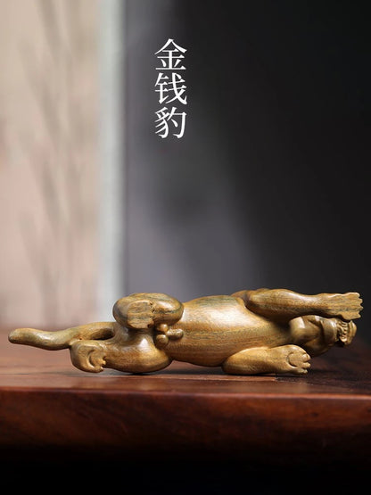 Green sandalwood, money, leopard wood carving, handlebar ornaments, literary and artistic treasures, money, leopard ornaments