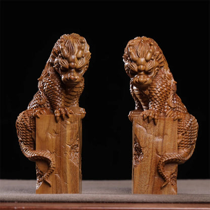 Green sandalwood wood statue town water beast suction beast feng shui decoration home decoration wood sculpture