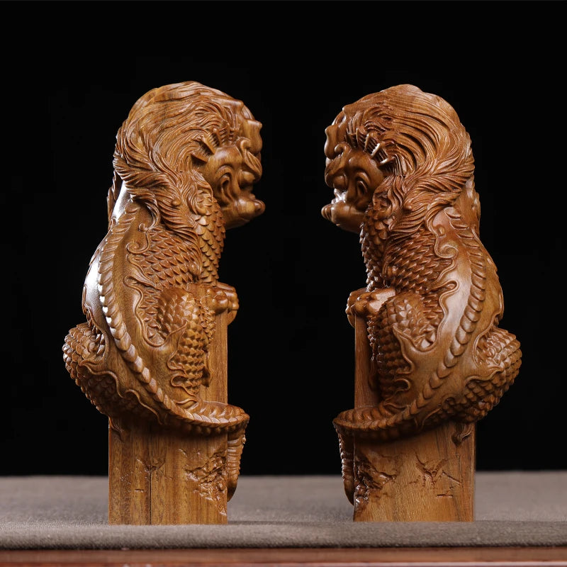 Green sandalwood wood statue town water beast suction beast feng shui decoration home decoration wood sculpture