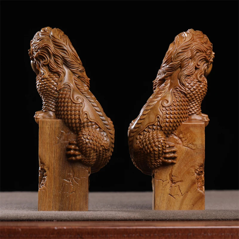 Green sandalwood wood statue town water beast suction beast feng shui decoration home decoration wood sculpture
