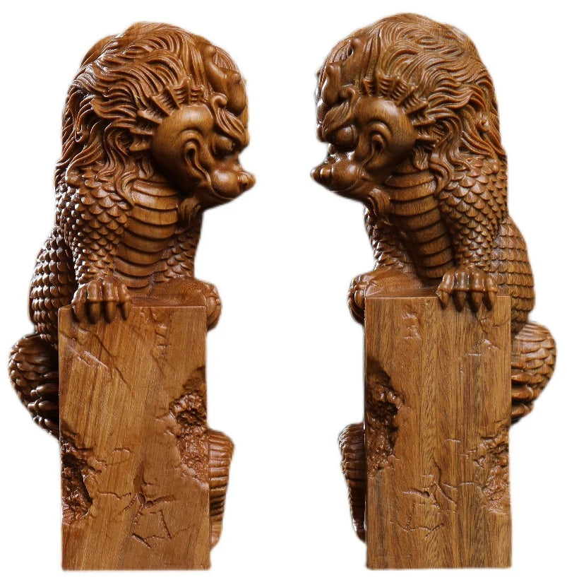 Green sandalwood wood statue town water beast suction beast feng shui decoration home decoration wood sculpture