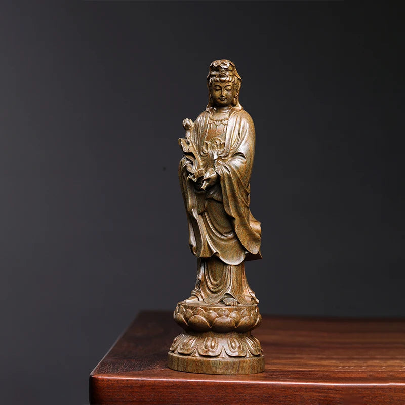 Green sandalwood wood statues of Guanyin ornaments handhandle pieces of figure wood sculpture crafts living room home decoration
