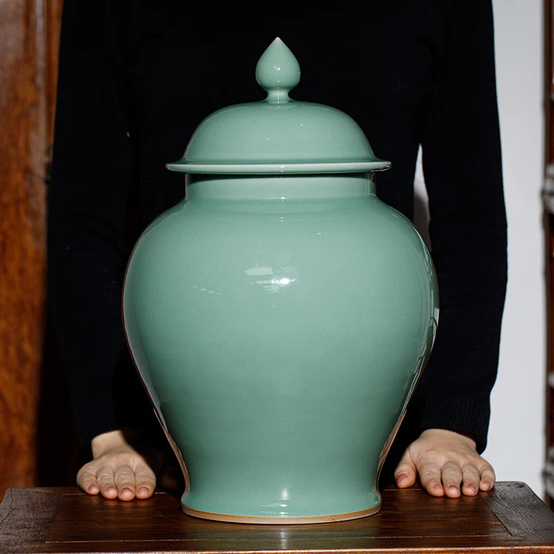 Guanfu Guanfu Museum Recommended Longquan Green Reward-Longquan Zi-Qing Mei Temple Jar Antique Celadon Handmade Handmade Ornamen