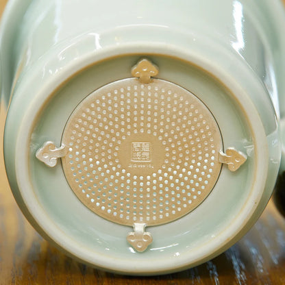 Guanfu Museum Dudu Collector's Edition Ma Weidu Same Style Official Longquan Celadon Feiqing Tea Cup Sterling Silver Filter Scre