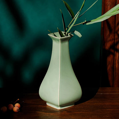 Guanfu Museum Guanfu Biluo Sifang Bottle Decoration Longquan Celadon Glazed Cinnabar Tire Creative Retro Simple Vase Flower Arra
