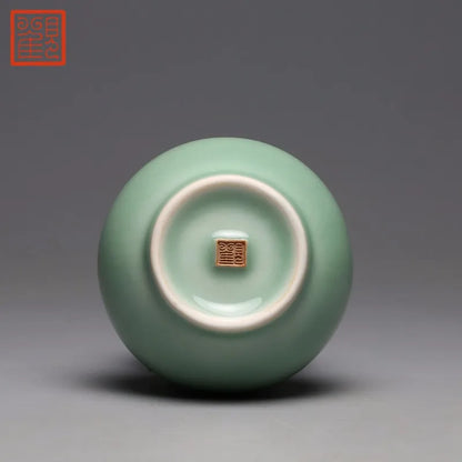 Guanfu Museum Longquan Mini Flower Arrangement Decoration Jingdezhen Creative Retro Simple Vase Flower Holder Home Hydroponic Cr
