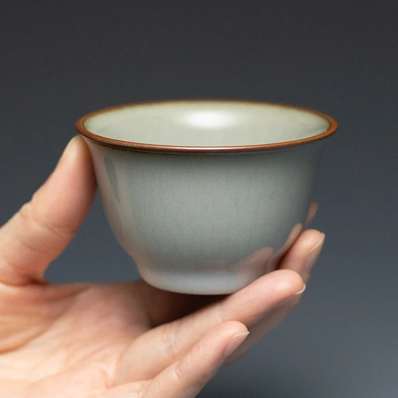 Guanfu Museum Longquan Official Glaze Tea Master Cup Purple Mouth Iron Foot Enameled Cast Iron Thick Pu'er Ice Crack Tea Bowl Gr