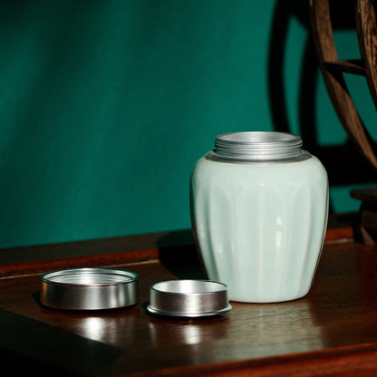 Guanfu Museum Powder Celadon Glaze Lotus Leaf Small Tea Jar Longquan Celadon Double-Layer Sealing Knob Sealed Tea Storage Cerami