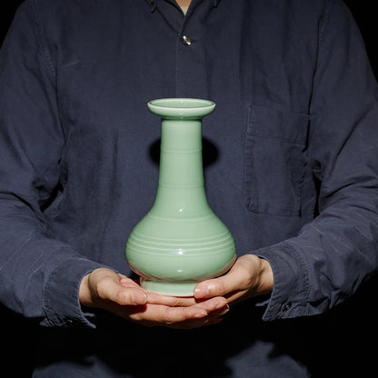 Guanfu Museum Recommended Handmade Longquan Celadon Chinese Study Ceramic Decorating Vase Living Room Office High-End Furnishing