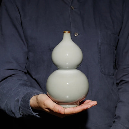 Guanfu Museum Recommended Handmade Longquan Celadon Chinese Study Ceramic Decorating Vase Living Room Office High-End Furnishing