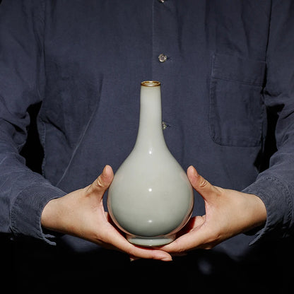 Guanfu Museum Recommended Handmade Longquan Celadon Chinese Study Ceramic Decorating Vase Living Room Office High-End Furnishing