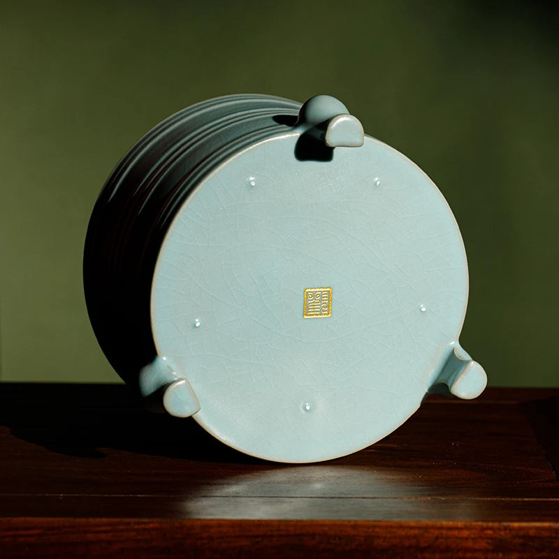 Guanfu Museum Ru Ware Day Celadon Glaze String Pattern Three-Legged Bottle Henan Baofeng Handmade Gracked Glaze Fragrant Gray Ti