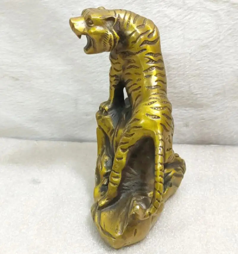China brass Uphill tiger crafts statue