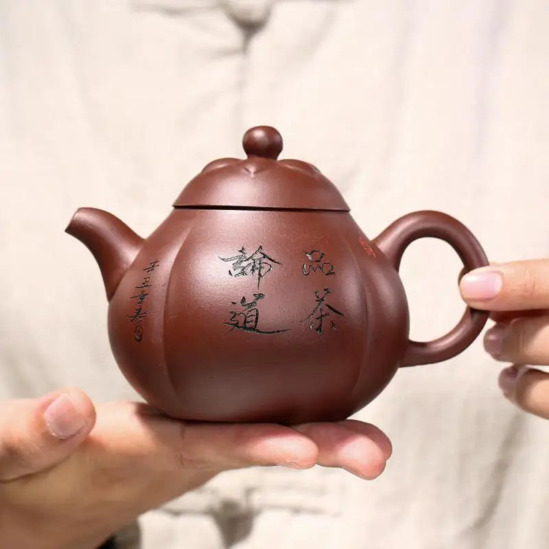 Handmade Purple Mud Tips and Watermelon Pot Zisha Teapot, Handmade Pot, Kung-Fu Teaware, Purple Clay Drinkware for Puer Green an