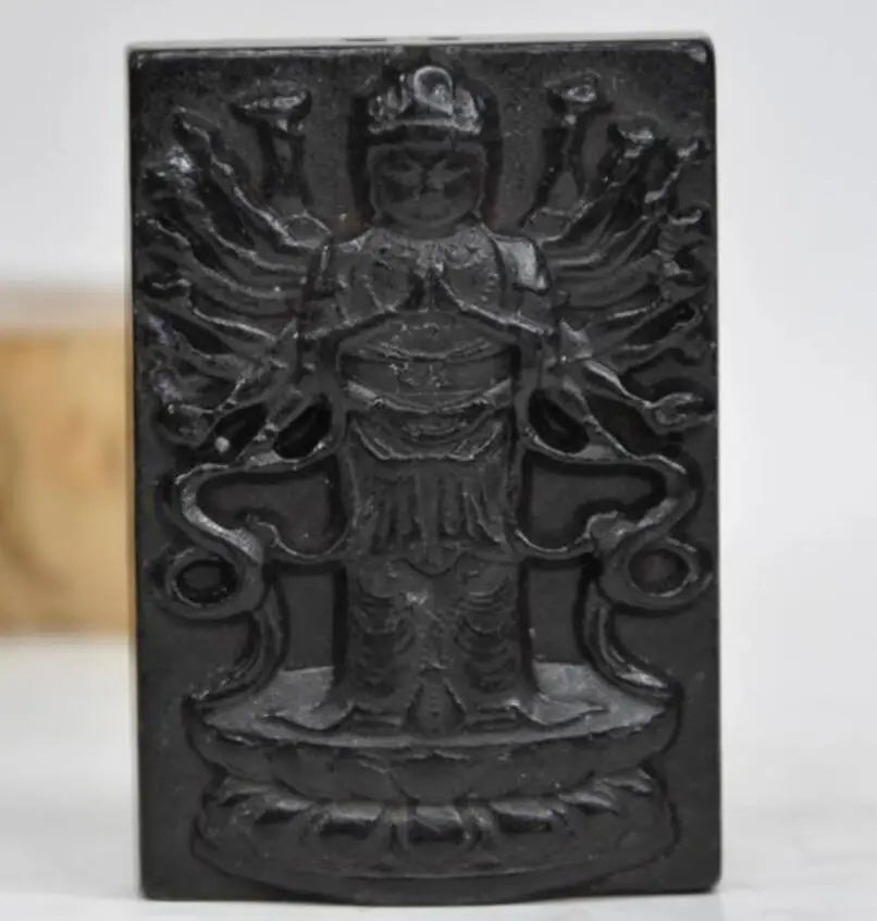 Hongshan culture archaize black iron meteorite thousand hand Goddess mercy statue
