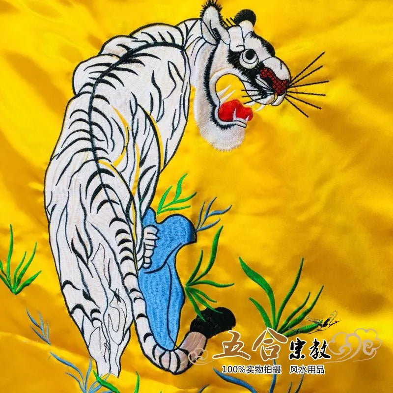HOME Ancestral hall Temple Taoist Buddhism master monks Wan FA Zong altar QING Dragon White tiger Eight Diagrams table cover
