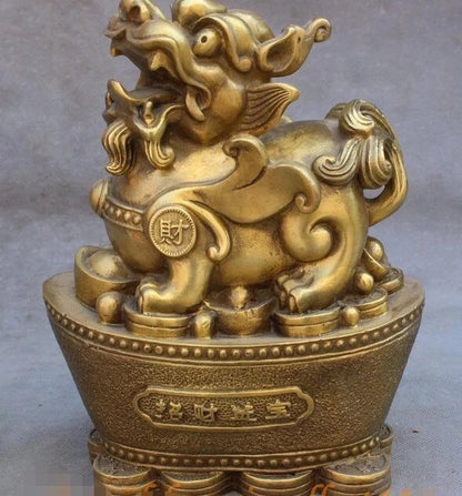 Folk Chinese FengShui Brass Wealth Kylin PiXiu Lion Unicorn Sit Yuanbao Statue