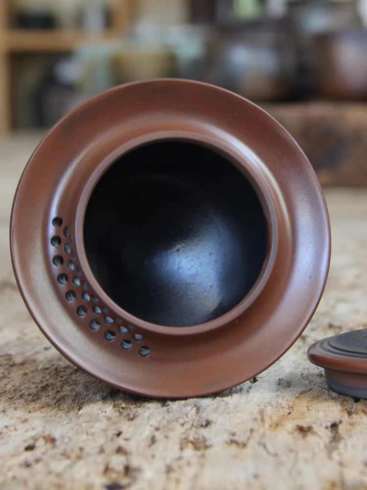 Hand Grabbing Gaiwan Tea Set Ceramic Teapot Nixing Pottery Tea Pot with Full Hole Built-in Filter Retro Handmade Kung Fu Tea Set