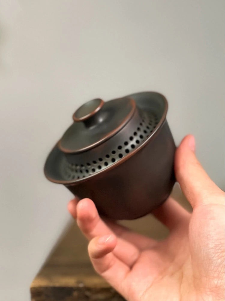 Hand Grabbing Gaiwan Tea Set Ceramic Teapot Nixing Pottery Tea Pot with Full Hole Built-in Filter Retro Handmade Kung Fu Tea Set