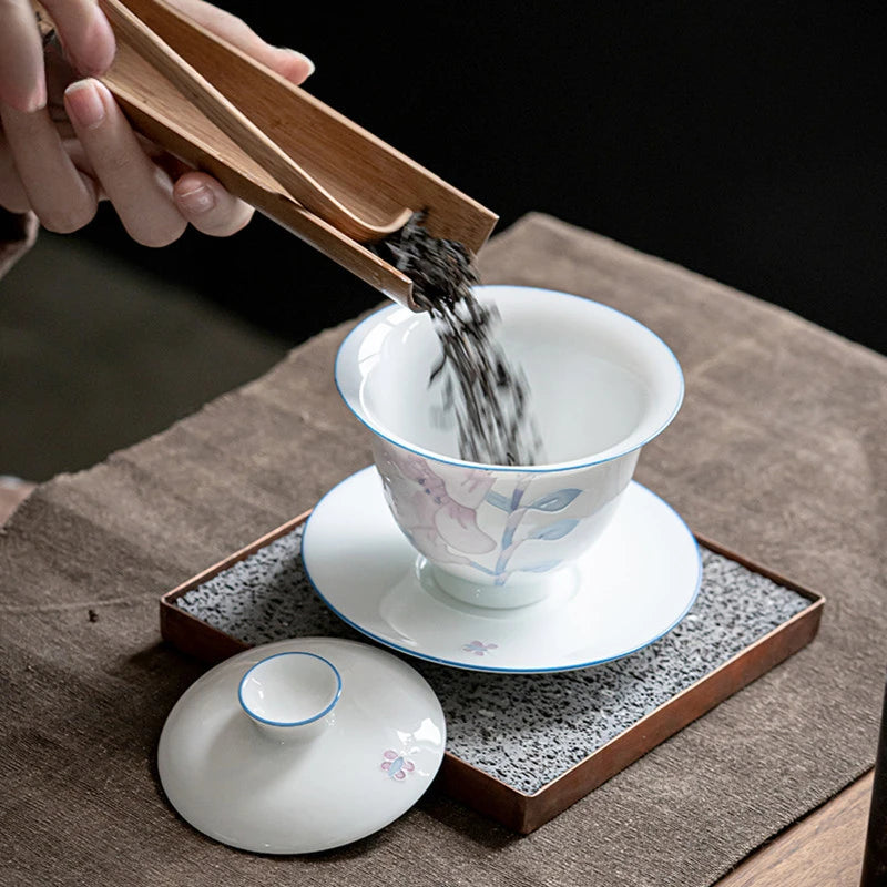 Hand Painted Ceramics Tea Tureen Household with Cover Teacup White Porcelain Teaware Customized Tea Ceremony Supplies 160ml