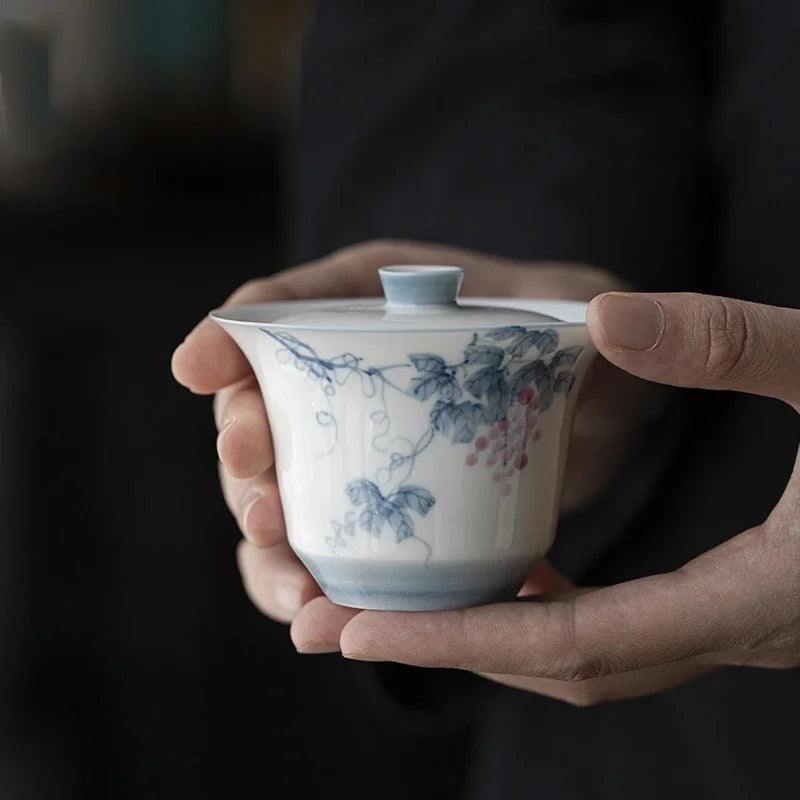 Hand Painted Grape vine Gaiwan For Tea Porcelain Tureen Teaware Set White Chinese Tea Bowl Chawan Tea Cup