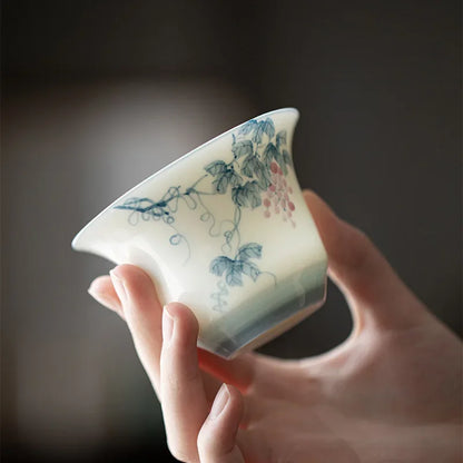 Hand Painted Grape vine Gaiwan For Tea Porcelain Tureen Teaware Set White Chinese Tea Bowl Chawan Tea Cup