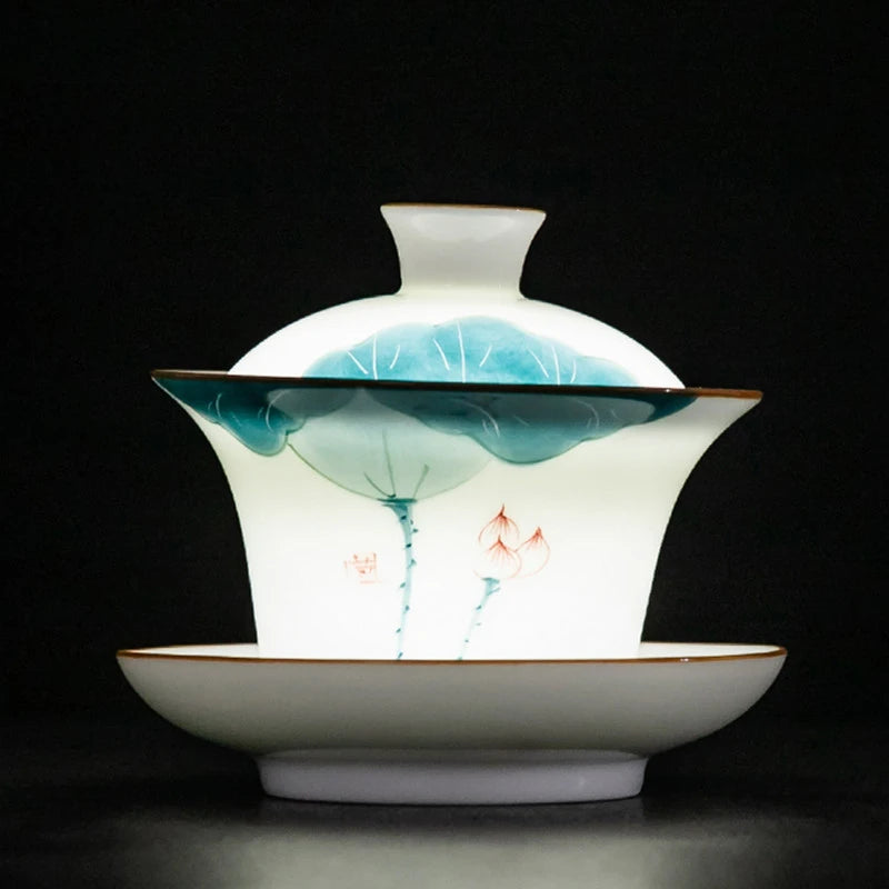 Hand Painted Lotus White Porcelain Gaiwan Ceramic Teacup Travel Tea Bowl Chinese Home Teaware Accessories Personal Cup 150ml