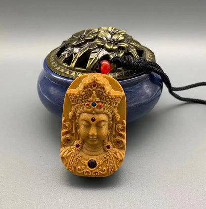 Hand-carved sandalwood Guanyin bodhisattva pendant statue