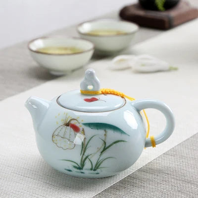 Hand-painted Blue And White Porcelain Teapot Ceramic Hand-held Pot Kung Fu Oolong Da Hong Pao Black Teaware Free Shipping